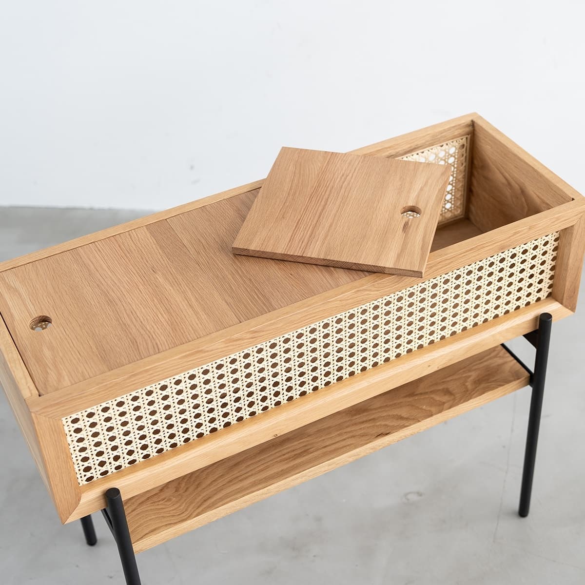 マナウプランターシェルフ